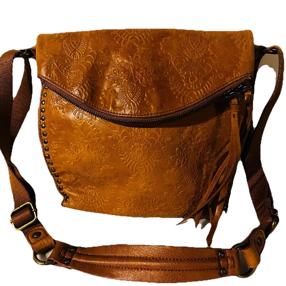 The Sak Crossbody Bag”Silverlake” Leather Tan Brown Embossed Boho Cowgirl